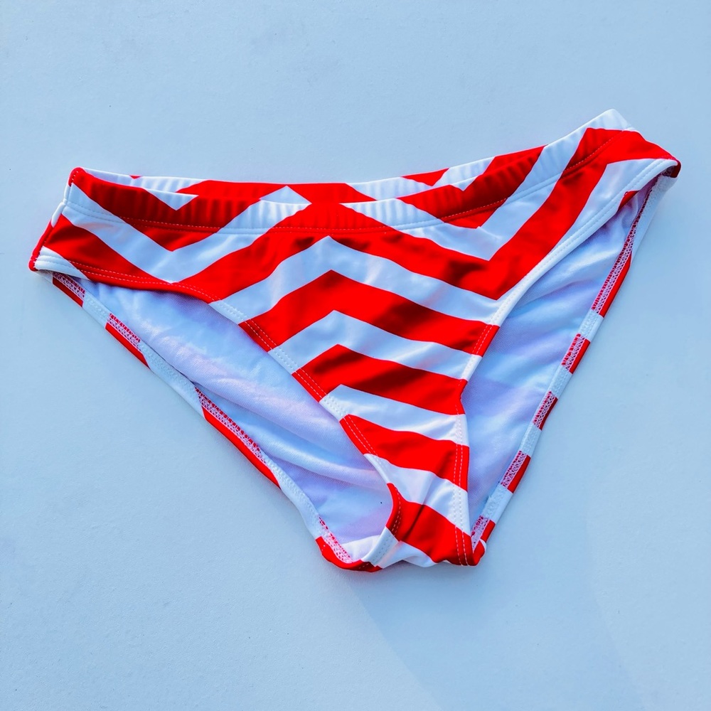 Rue21 Red White Chevron Bikini Bottom Swimsuit Womens Small NWOT